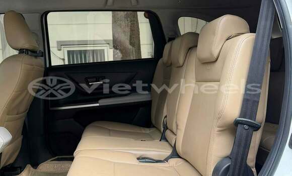 Mua Đã sử dụng Toyota VELOZ Xe ô tô Mua Đã sử dụng Toyota VELOZ Xe ô tô