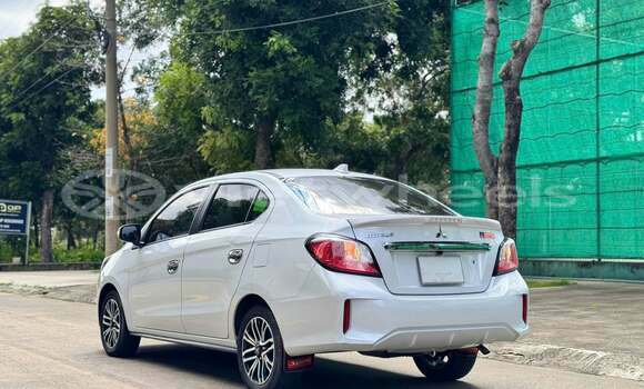 Mua Đã sử dụng Mitsubishi Attrage Xe ô tô Mua Đã sử dụng Mitsubishi Attrage Xe ô tô