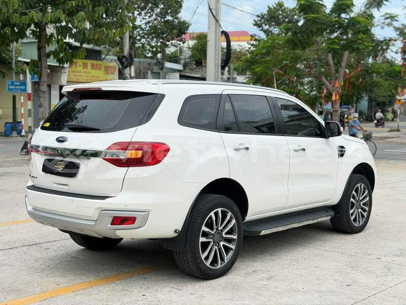 Big with watermark ford everest hanoi can tho 49556