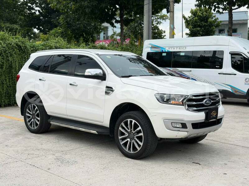 Big with watermark ford everest hanoi can tho 49556