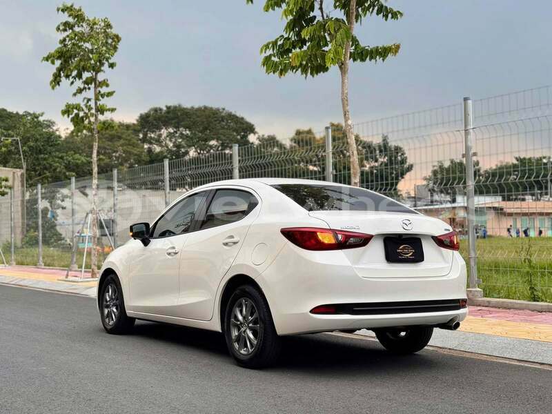 Big with watermark mazda 2 hanoi hung yen 49572