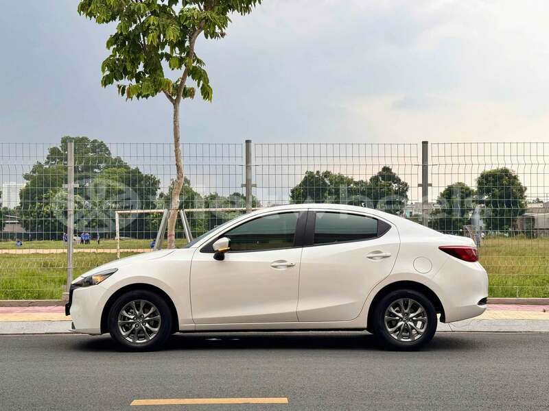 Big with watermark mazda 2 hanoi hung yen 49572