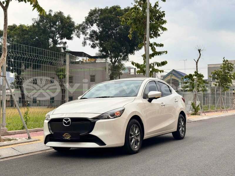 Big with watermark mazda 2 hanoi hung yen 49572