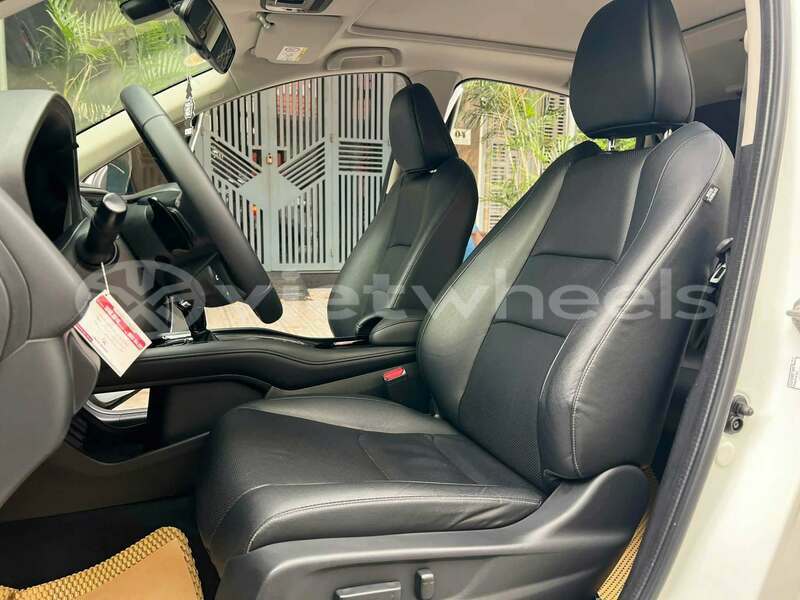 Big with watermark honda hr v hanoi hue 49573