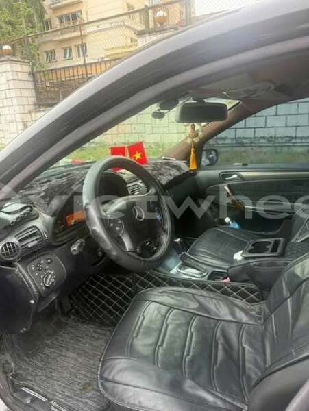 Big with watermark mercedes benz c230 hanoi an giang 49582
