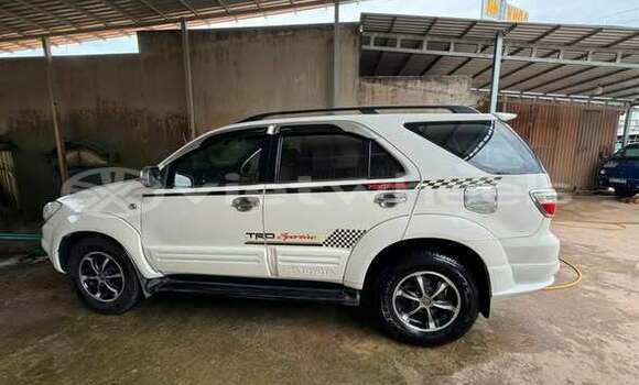 Mua Đã sử dụng Toyota Fortuner Xe ô tô Mua Đã sử dụng Toyota Fortuner Xe ô tô