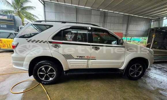 Mua Đã sử dụng Toyota Fortuner Xe ô tô Mua Đã sử dụng Toyota Fortuner Xe ô tô