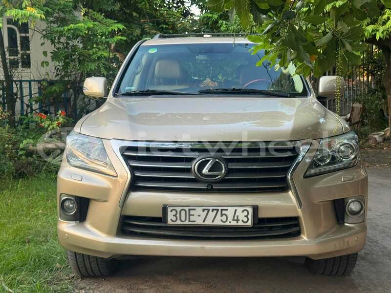 Big with watermark lexus lx570 hanoi gia lai 49601
