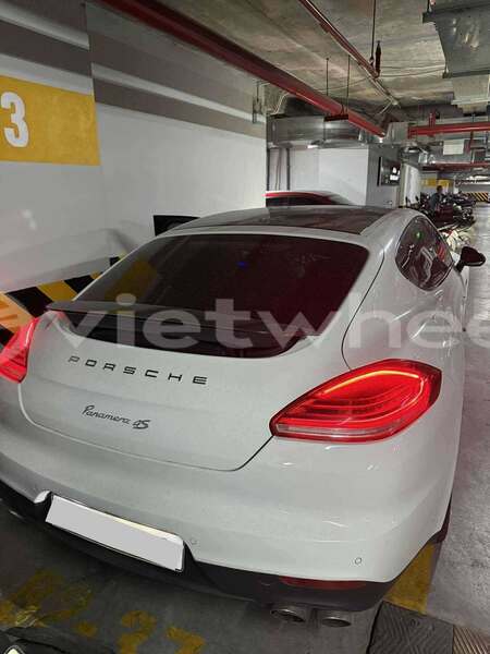 Big with watermark porsche panamera hanoi hue 49603