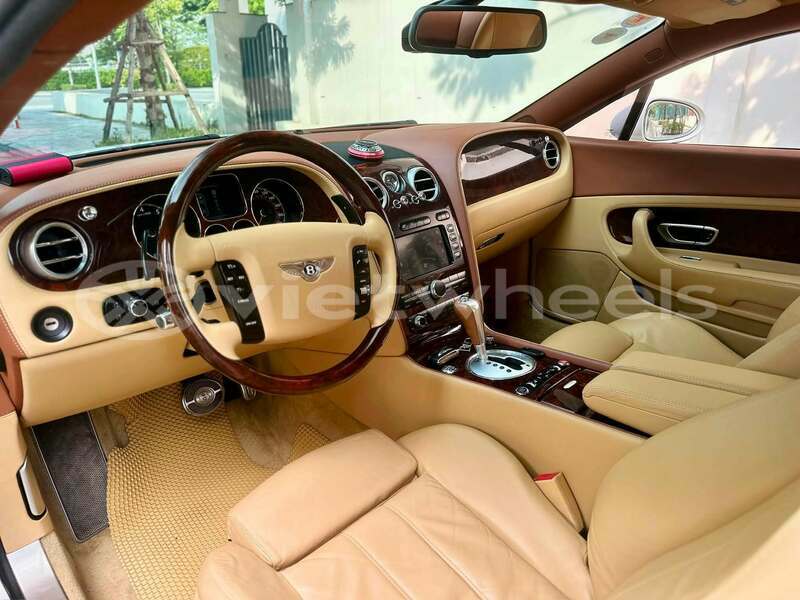 Big with watermark bentley continental hanoi gia lai 49615