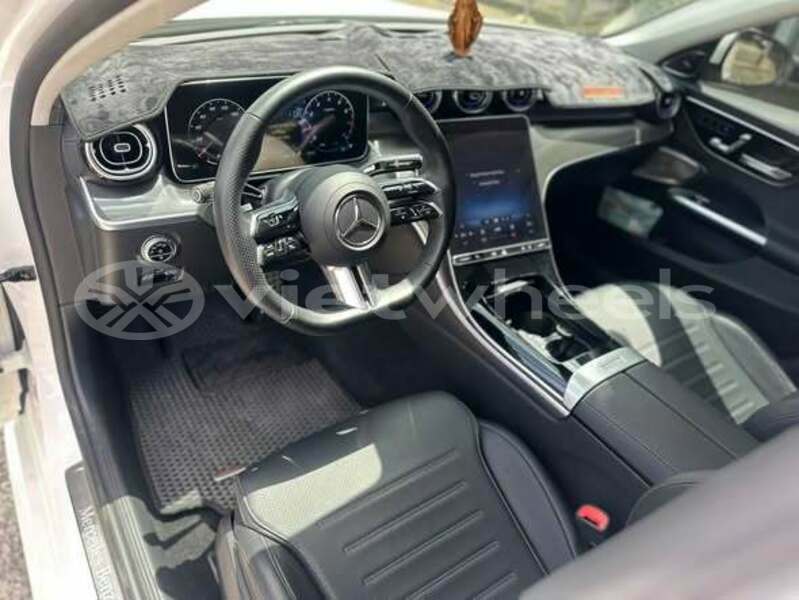 Big with watermark mercedes benz c300 hanoi an giang 49616