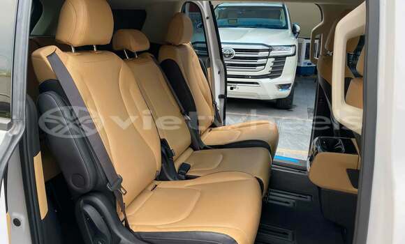 Buy Used KIA Carnival Car Buy Used KIA Carnival Car