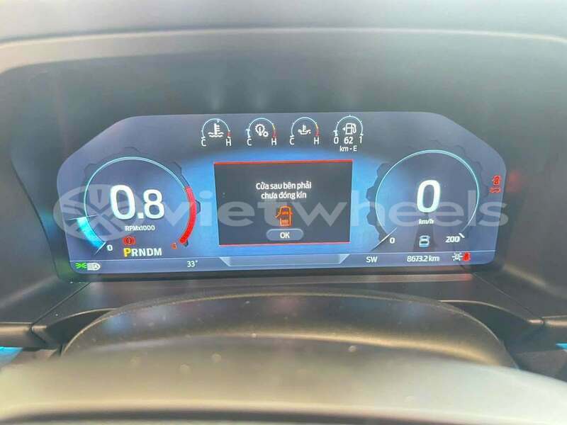 Big with watermark ford everest hanoi hue 49627