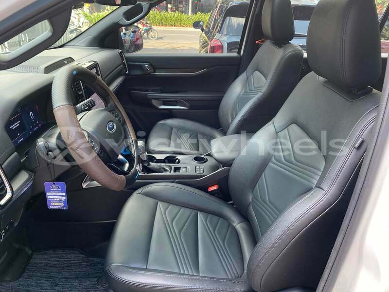 Big with watermark ford everest none ha tinh 49628