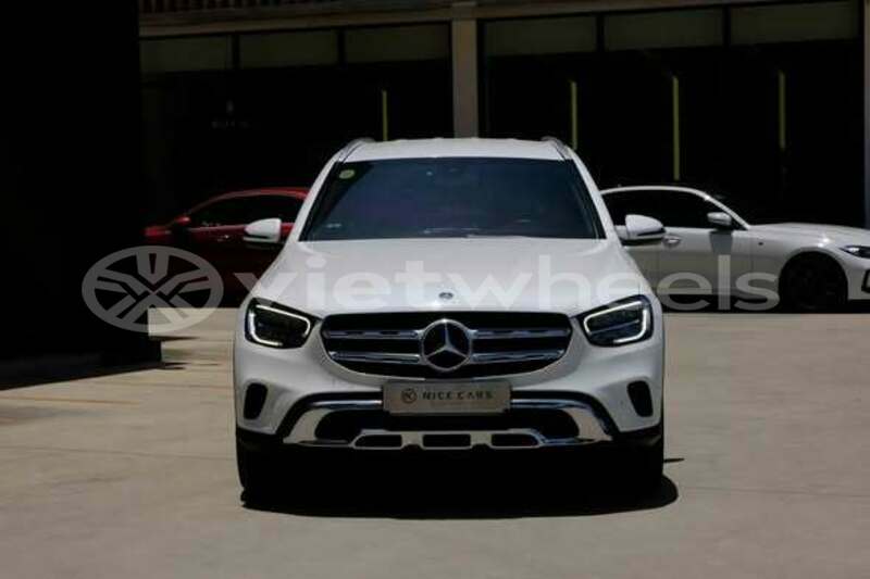Big with watermark mercedes benz gla hanoi an giang 49633