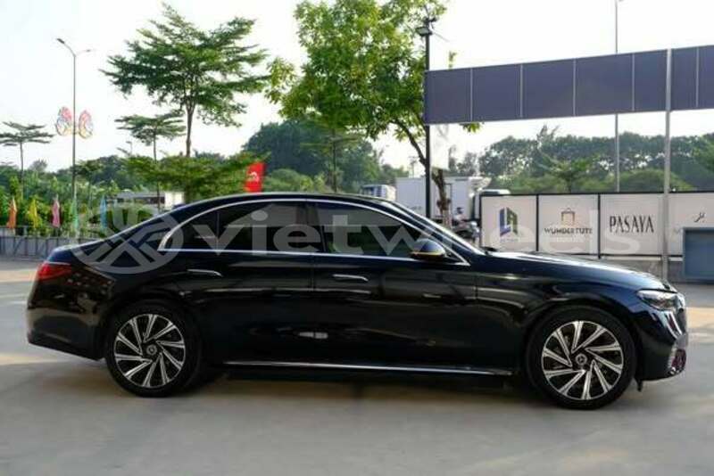 Big with watermark mercedes benz e200 hanoi an giang 49650