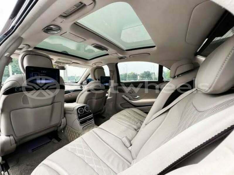 Big with watermark mercedes s 350 hanoi an giang 49667