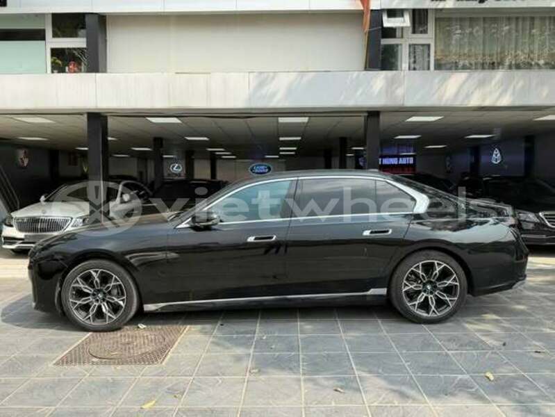 Big with watermark bmw 7 series hanoi an giang 49671