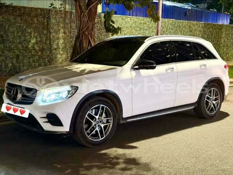 Big with watermark mercedes gl350 hanoi an giang 49673