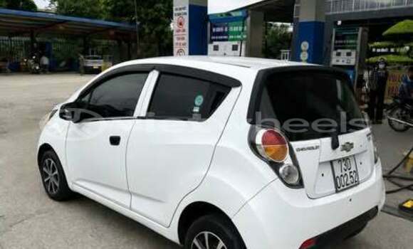 Mua Đã sử dụng Chevrolet Spark Xe ô tô Mua Đã sử dụng Chevrolet Spark Xe ô tô