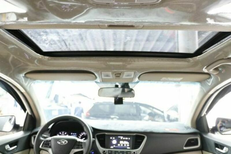 Big hyundai accent an giang huyen an phu 330