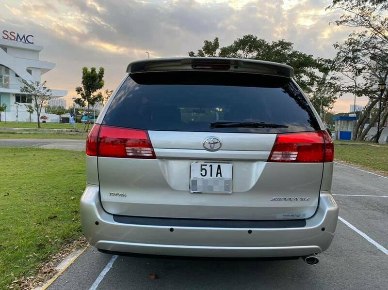 Big toyota sienna an giang huyen an phu 412