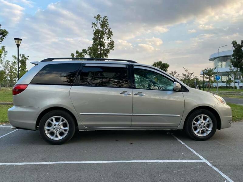 Big toyota sienna an giang huyen an phu 412