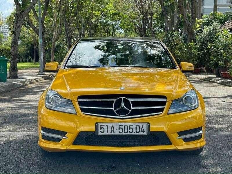 Big mercedes c an giang huyen an phu 599