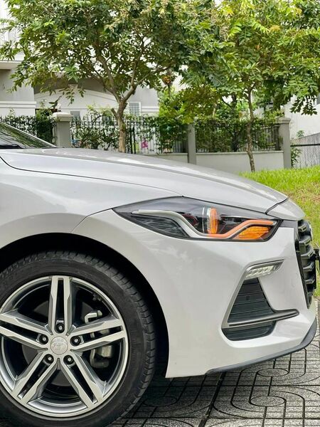 Big hyundai elantra an giang huyen an phu 1023