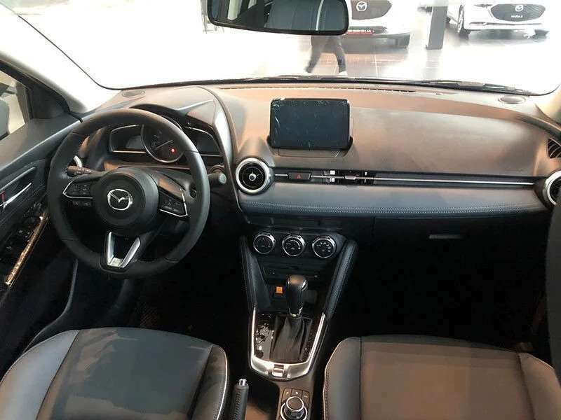 Big mazda 2 premium an giang huyen an phu 1109