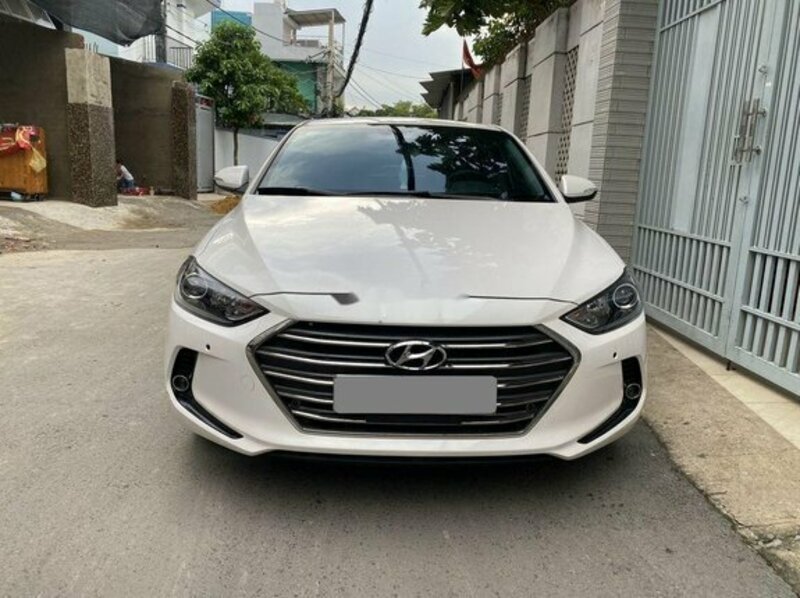 Big hyundai elantra an giang huyen an phu 1287