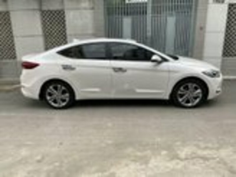 Big hyundai elantra an giang huyen an phu 1287