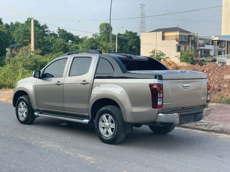 Big isuzu d max an giang huyen an phu 1350