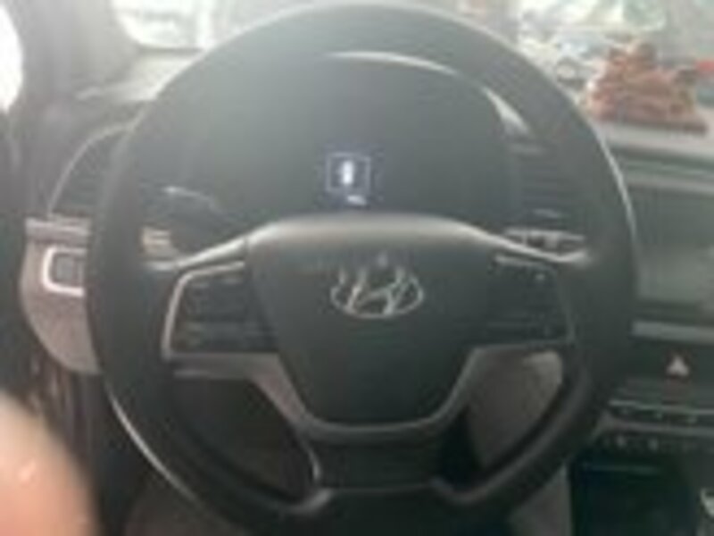 Big hyundai elantra 1 6 at an giang huyen an phu 1585