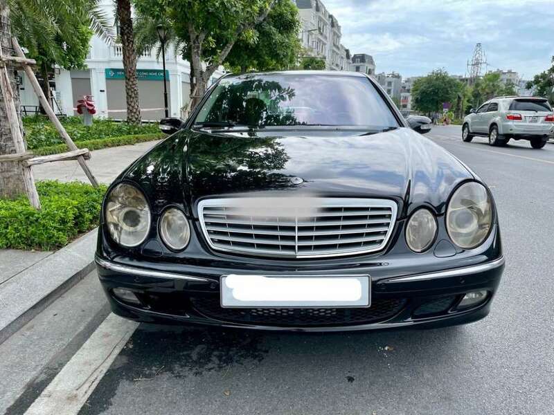 Big mercedes e class an giang huyen an phu 1661