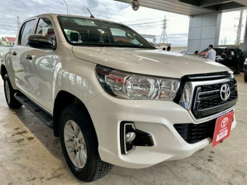 Big toyota hilux an giang huyen an phu 1788