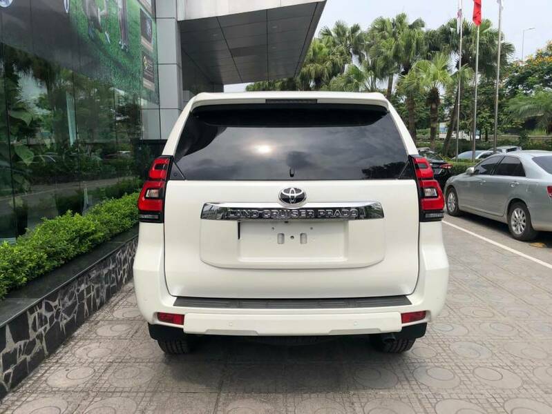 Big toyota prado an giang huyen an phu 1829