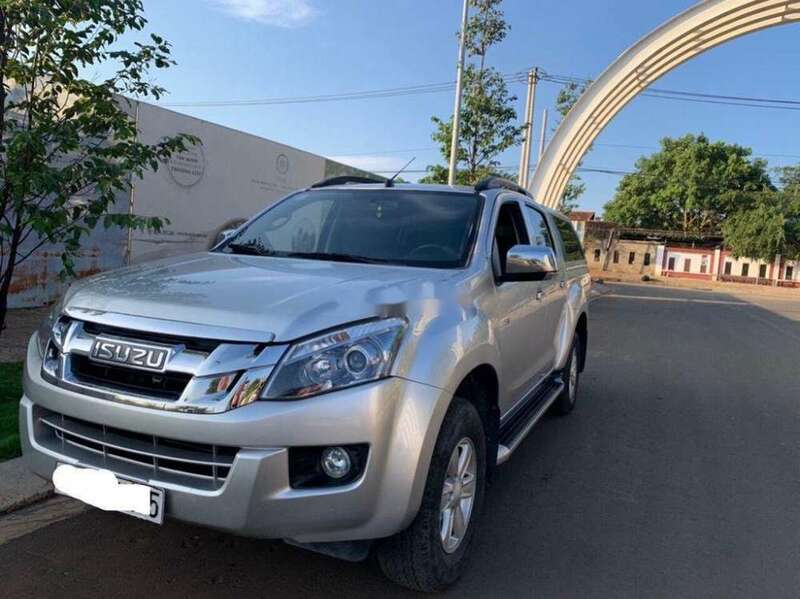 Big isuzu d max an giang huyen an phu 1977