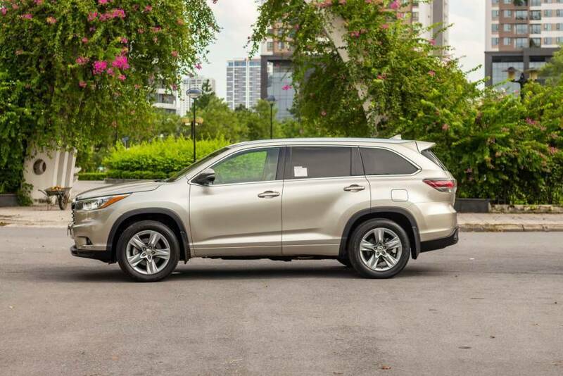 Big toyota highlander an giang huyen an phu 2224