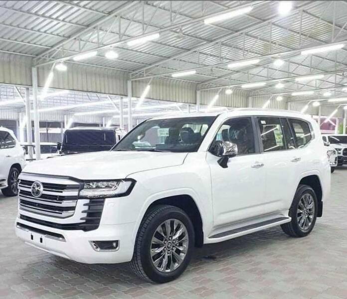 Big toyota land cruiser an giang huyen an phu 2386