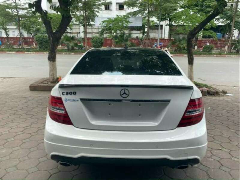 Big mercedes c300 an giang huyen an phu 2453