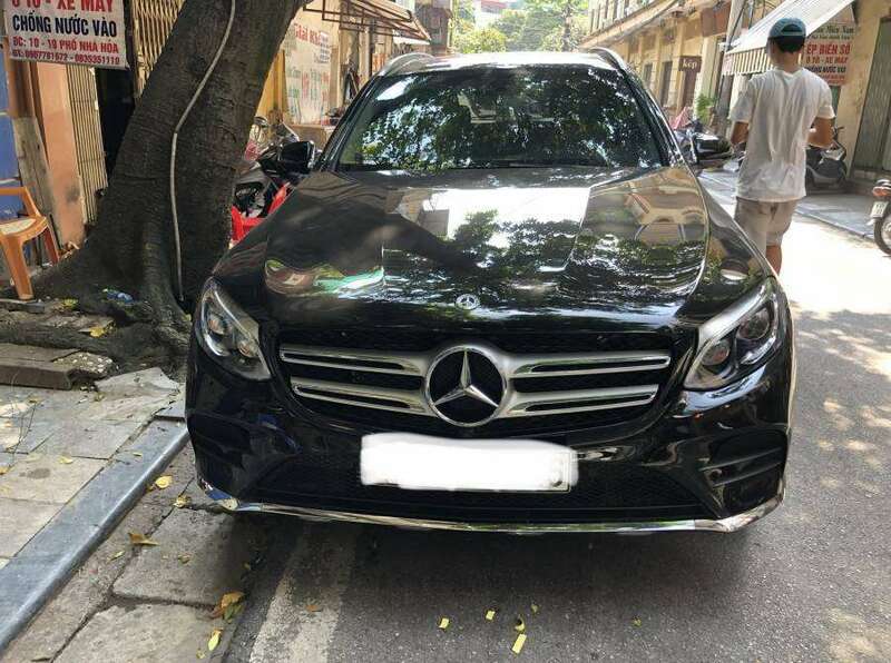 Big mercedes glc 300 4matic an giang huyen an phu 2472