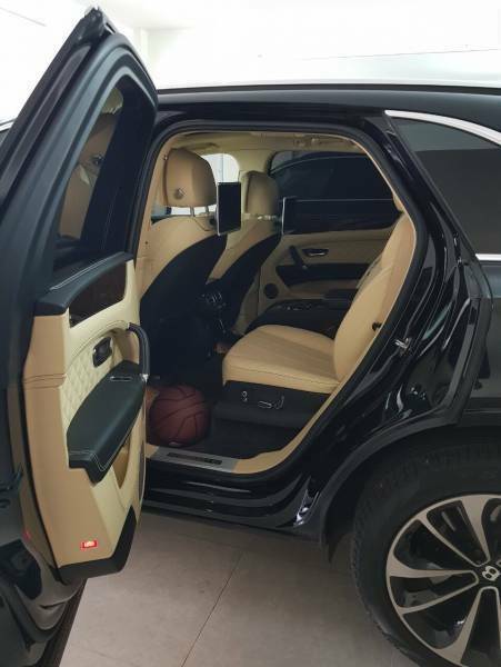 Big bentley bentayga an giang huyen an phu 2503