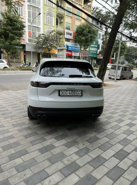 Big porsche cayenne an giang huyen an phu 2604