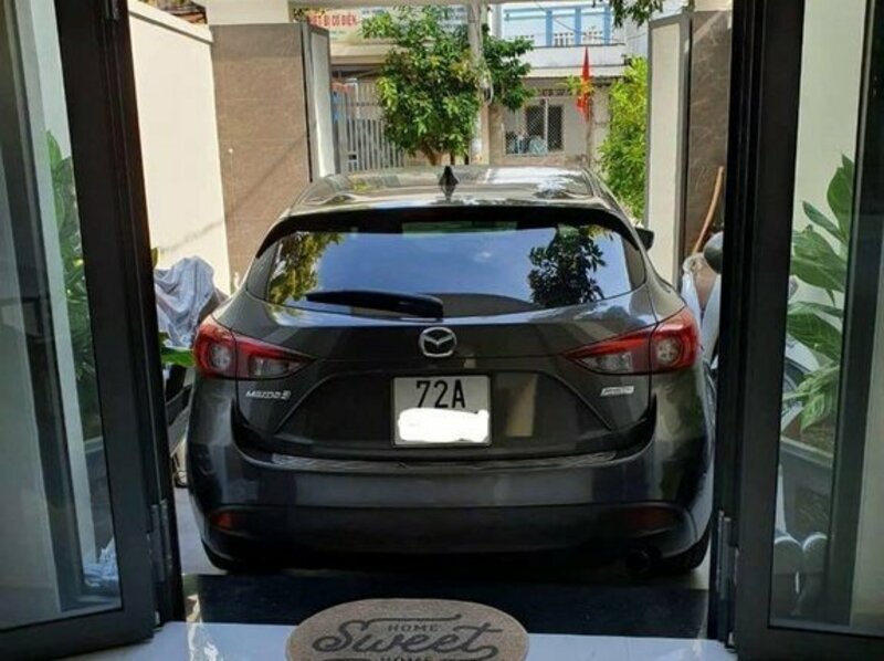 Big mazda 3 an giang huyen an phu 2679