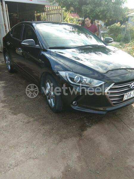 Big hyundai elantra an giang huyen an phu 2945