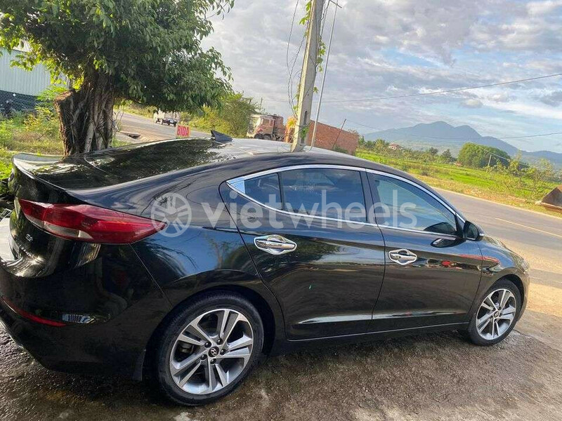 Big hyundai elantra an giang huyen an phu 2964