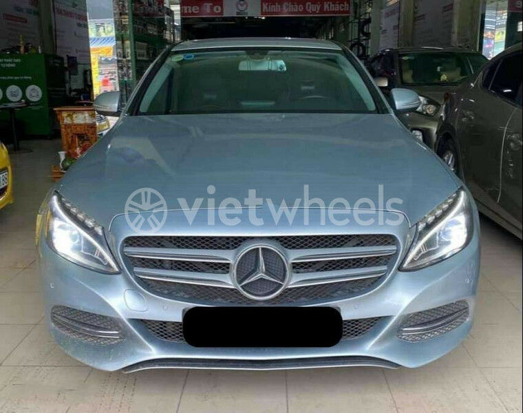 Big mercedes c200 an giang huyen an phu 3230