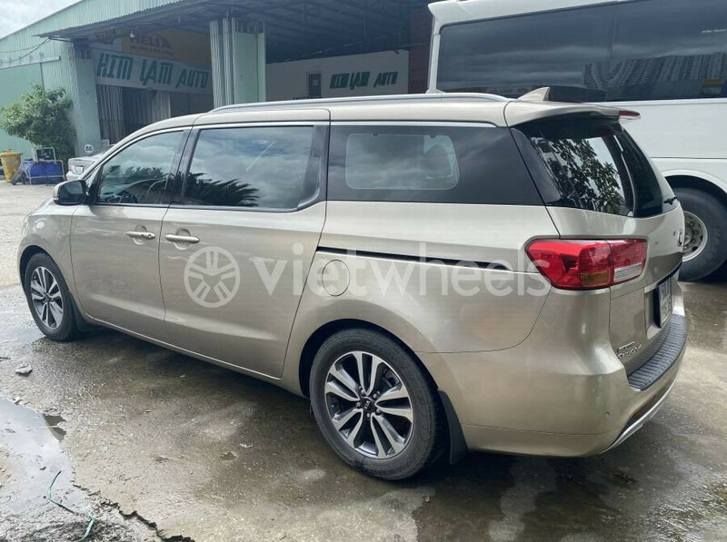 Big kia sedona an giang huyen an phu 3282