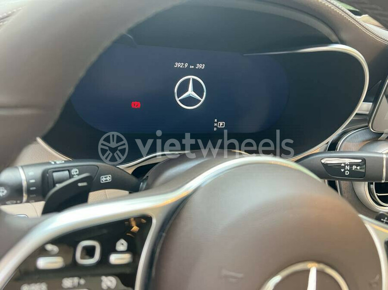 Big mercedes glc 300 4matic an giang huyen an phu 3302